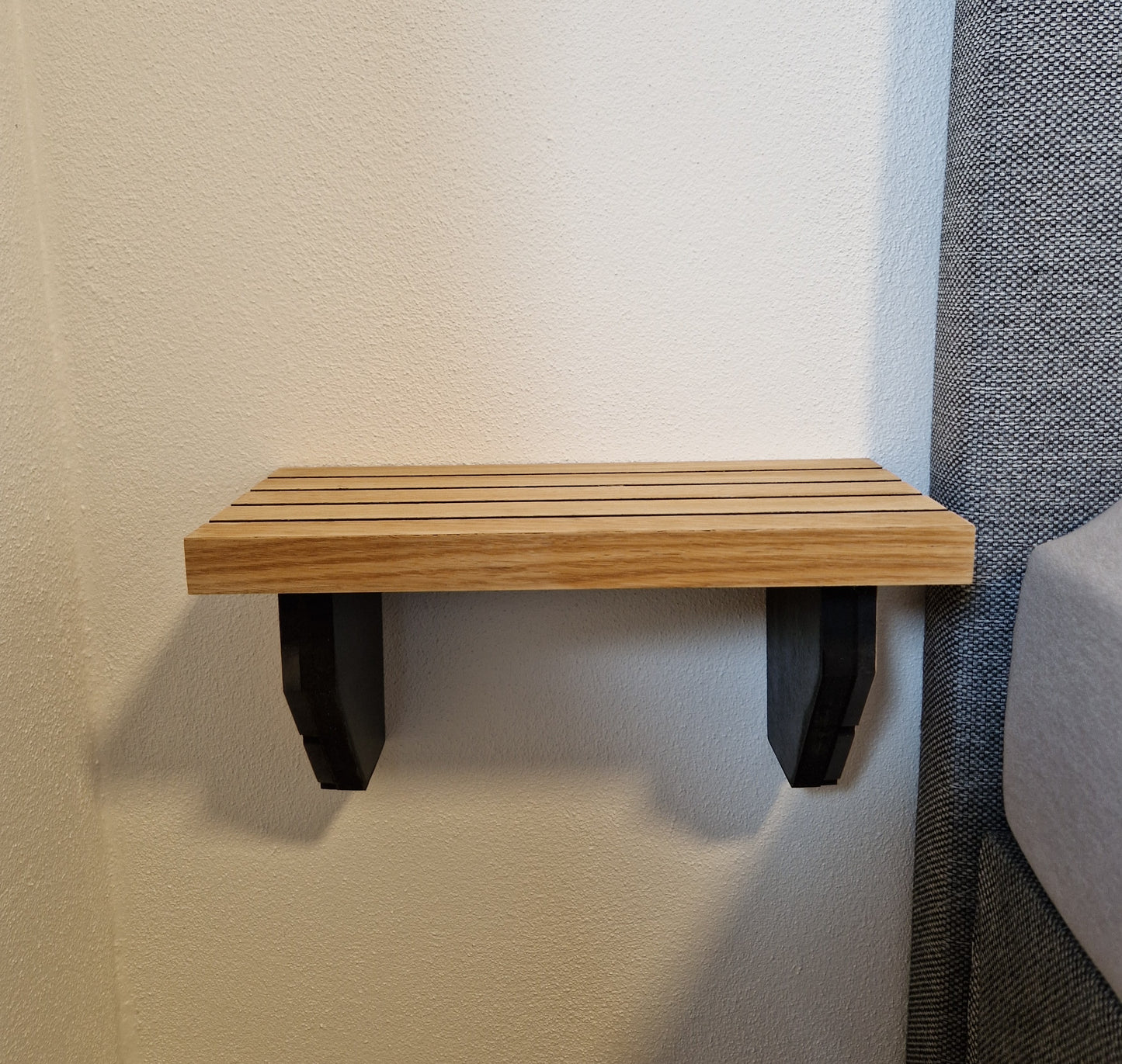 Senge bord/ Hylde