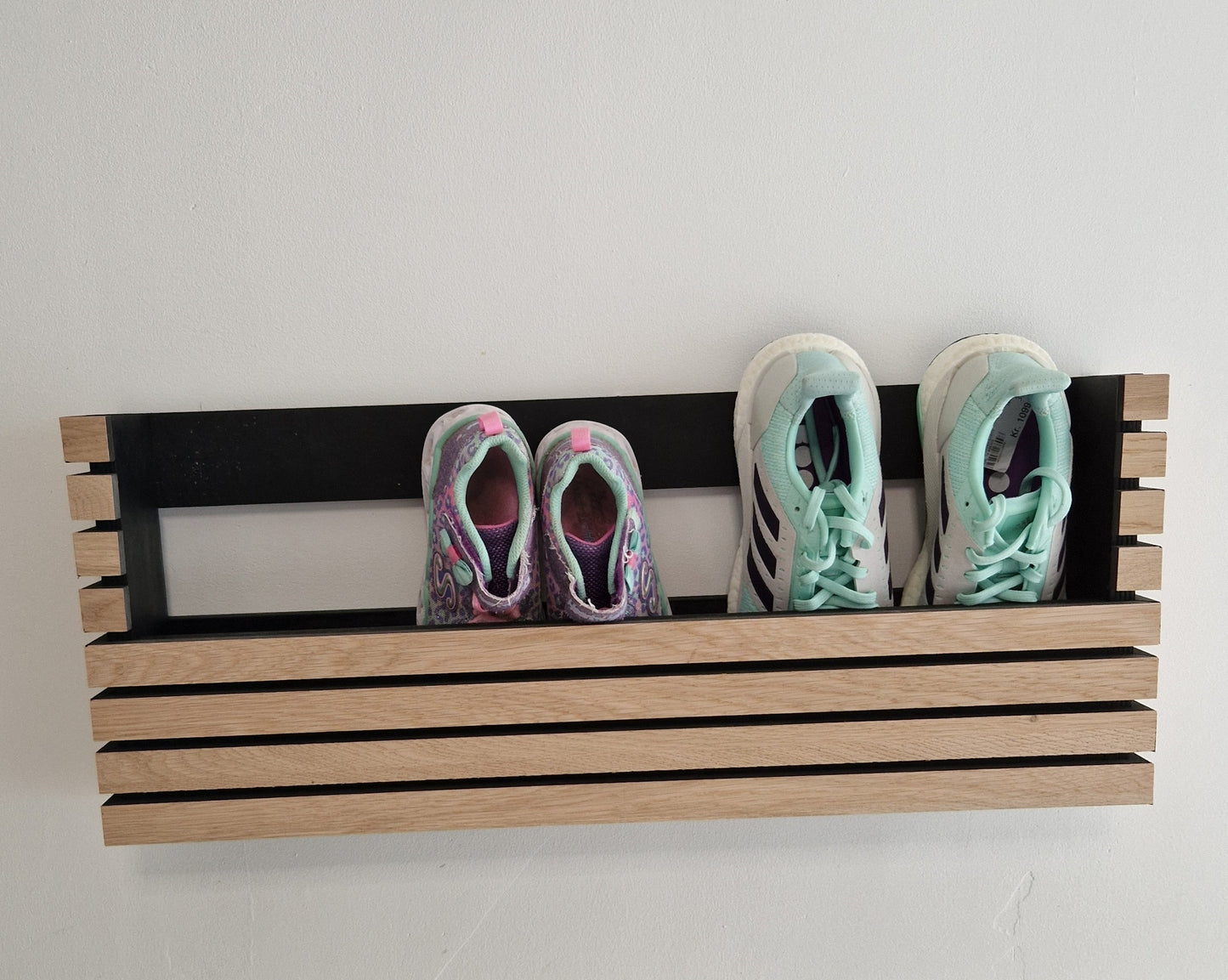 Acoustic shoe rack