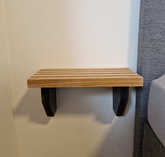 Senge bord/ Hylde